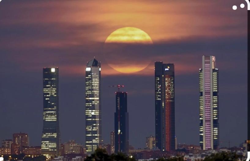 Отель De Frente A 4 Torres, Habitacion Con Bano Мадрид Экстерьер фото